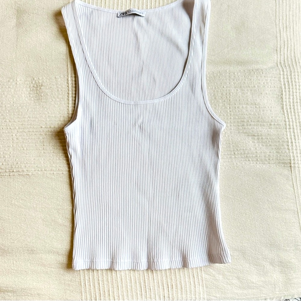 Zara NWOT White Ribbed Tank Top